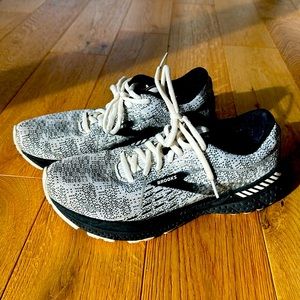 Brooks GTS 21 Adrenaline - Used